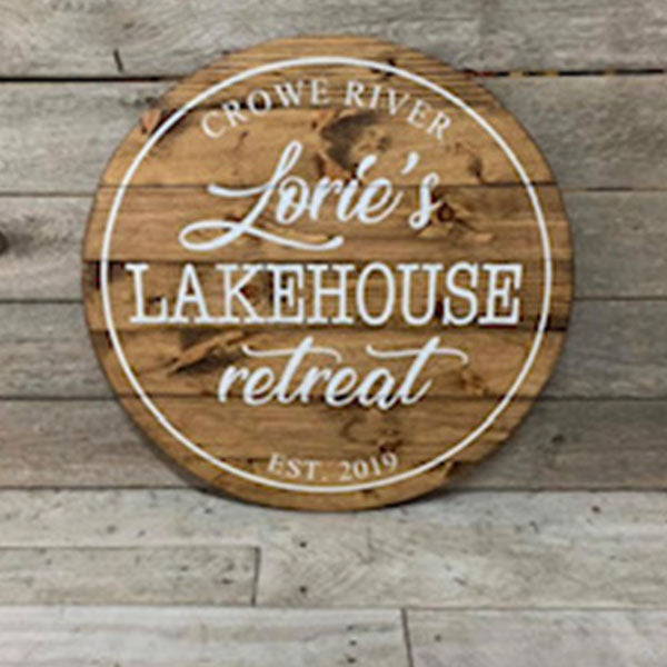 Lakehouse Retreat Family Name Circle