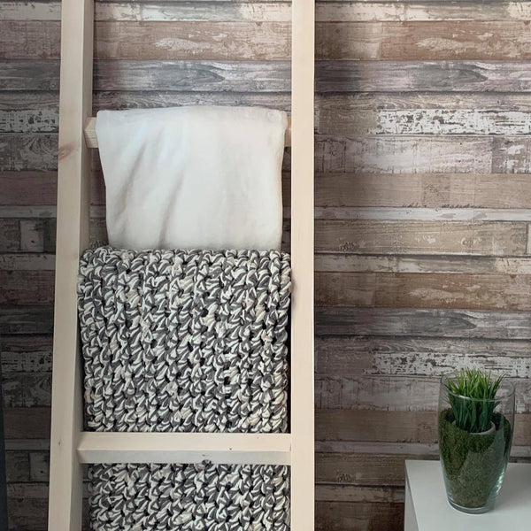 Rustic Blanket Ladder